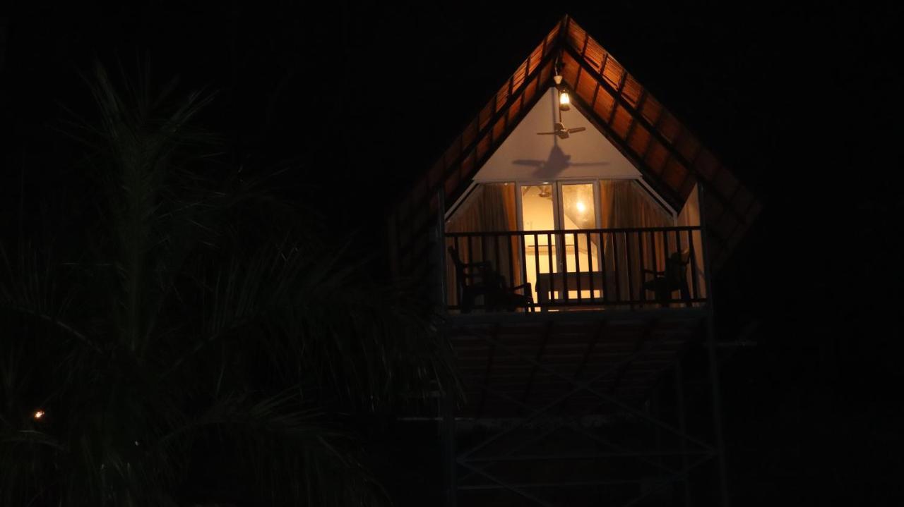 קולאם Ripples Service Villas מראה חיצוני תמונה
